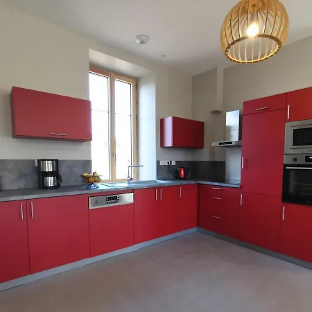 Prázdninový dům Gite Confortable Et Clos, Ideal Pour Vacances Nature Entre Haute-loire Et Ardeche - Fr-1-582-335 *
