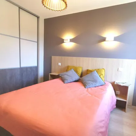 Prázdninový dům Gite Confortable Et Clos, Ideal Pour Vacances Nature Entre Haute-loire Et Ardeche - Fr-1-582-335 *